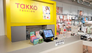 Kassenbereich und Kindermode von Takko-Fashion im Seidnitz-Center